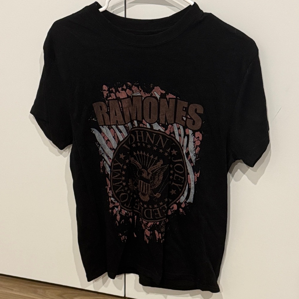 Ramones Graphic Short-Sleeve Tee in Black with Faded Rust Print